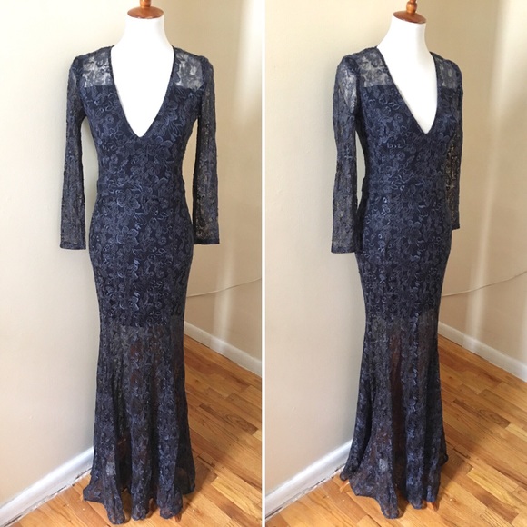 Femme D’armes Emmanuelle Lace Embroidered Gown - Picture 2 of 8